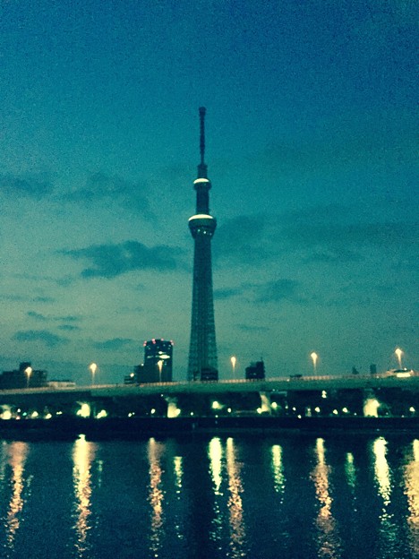 tokyo skytree at the crack of dawn