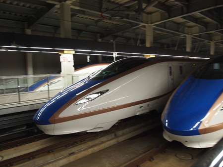 E7系かがやき 北陸新幹線金沢駅