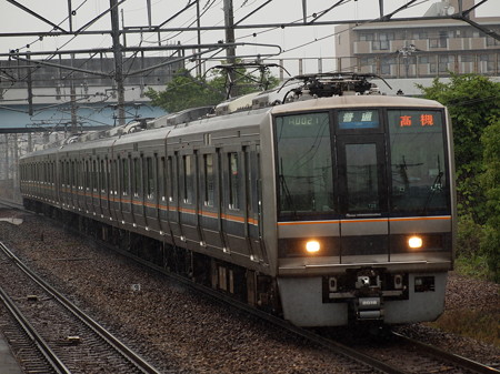 207系普通 福知山線伊丹駅01