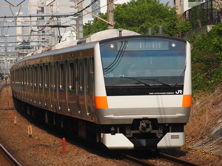 E233系中央特快 中央快速線西国分寺駅01