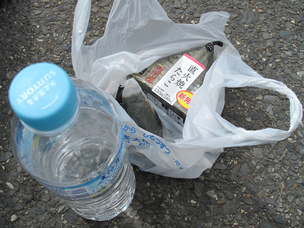 IMG_9353 吉野川沿いにてZZRと共に朝食 写真: IMG_9353 吉野川沿いにてZZRと共に朝食