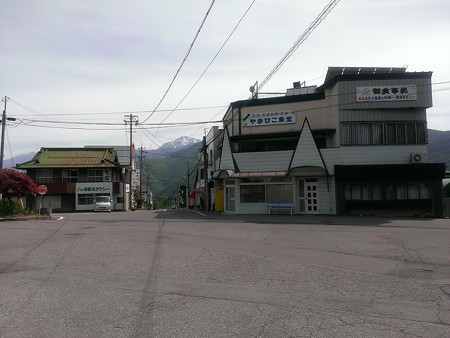 信濃境駅前〜青い鳥の地へ…