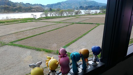 越後川口→小千谷間。引き続き信濃川沿いに下っていきます。 リン:...