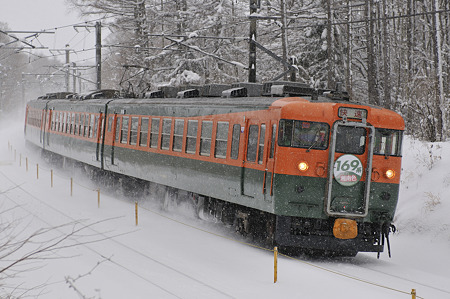 しなの鉄道 １６９系