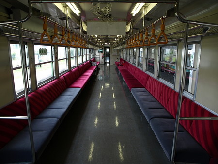 キハ40車内1
