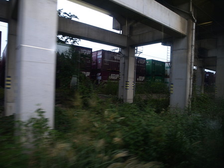 E231系グリーン車車窓2