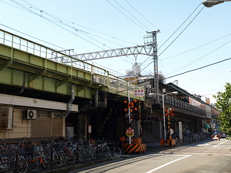 新今宮駅と阪堺線