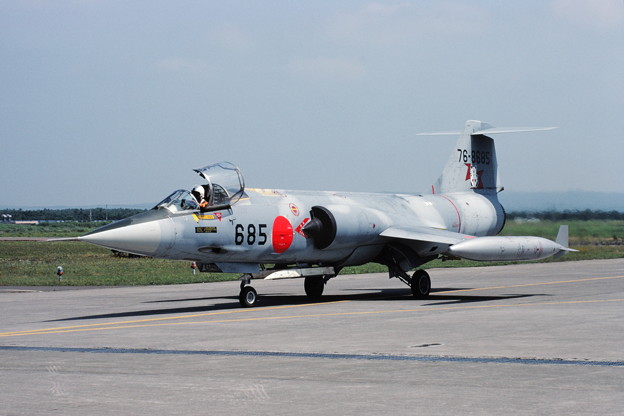 F-104J 76-8685 203sq 1982.Aug