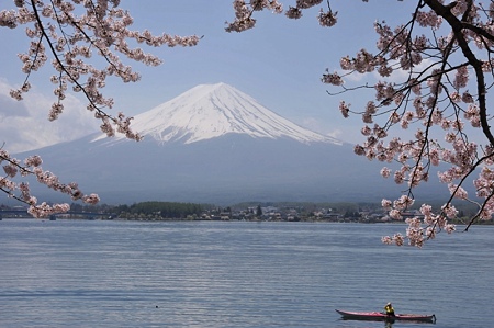 円形ホールより