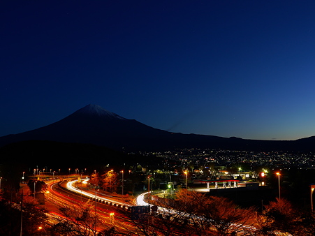 富士山と富士川ＳＡ