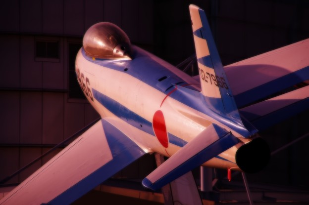 まるで飛んでいるように。。初代ブルーインパルスF-86・・